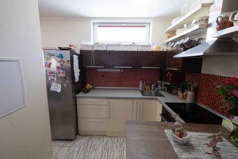 Predaj príjemný zrekonštruovaný 4 izbový vidiecky dom v Rajk - 7