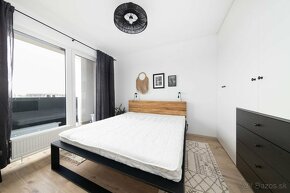 MIKELSSEN - Na prenájom úplne nový 2 izbový byt s balkónom v - 7