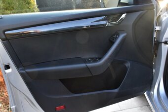Škoda Octavia Combi 2.0 TDI Style DSG 12.600,- EUR - 7