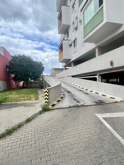 PRENÁJOM PARKOVACIEHO MIESTA - 7