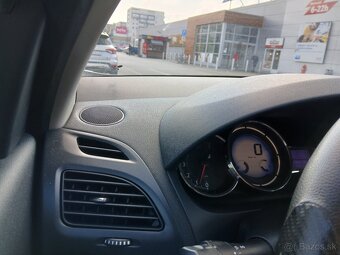 Renault Fluence 1.6 SCe - 7