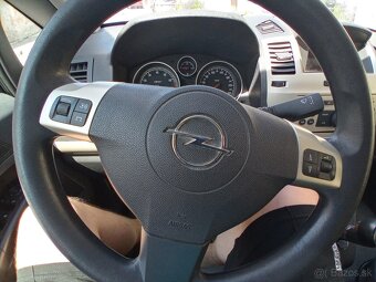 Opel Zafira 1, 6 Ecotec benzín - 7