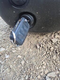 Predám spínaciu skrinku pre Škoda Octavia a iné VW Group - 7