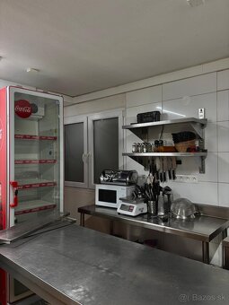 Bufet na slnečných jazerách juh - 7