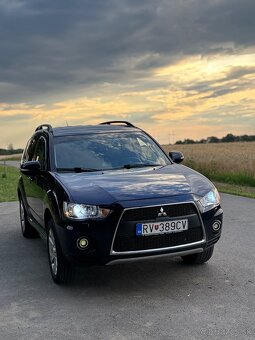 Mitsubishi Outlander 2.2 DI-D 130 kW - 7