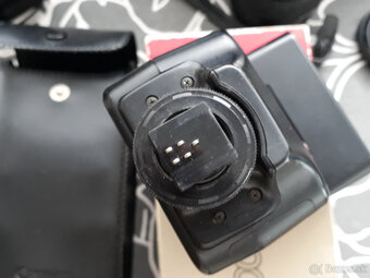 Blesk Canon Speedlight 300TL - 7
