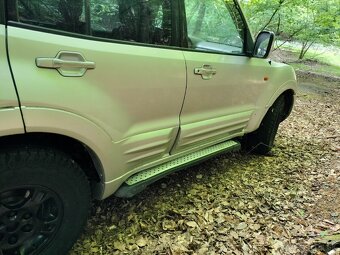 Mitsubishi Pajero 3.2 DiD 121KW AT/5 4x4 Uzávierka 2001 - 7