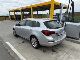 Opel Astra J 1.7CDTI 92kw - 7