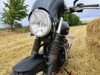 Triumph street twin 900 - 7