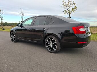Octavia 3 len 121000km. - 7