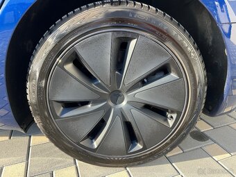 Tesla model 3 SR RWD 2024 - 7