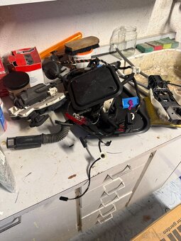 Octavia 3 Ľave predne dvere. - 7