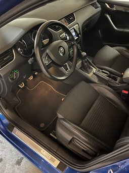 Škoda Octavia Combi 2.0 TSI RS - 7