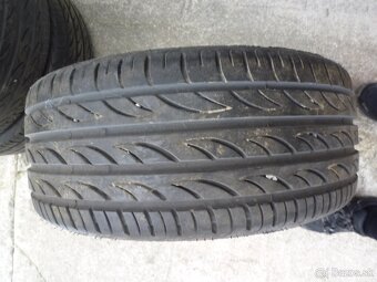 Predám pneu. Pirelli P ZERO NERO 215/40 r17. - 7