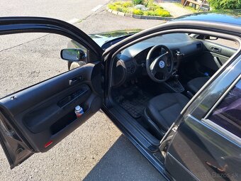 Predám Volkswagen Bora 2.0i - 7