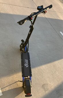 ELEKTRICKÁ KOLOBEŽKA CITY BOSS D1000LH ČIERN - 7