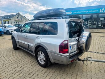 Mitsubishi Pajero 3,2 AUT 4x4 - 7