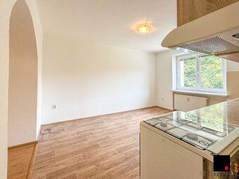 ÚTULNÝ 2 IZBOVÝ BYT S BALKÓNOM - 7
