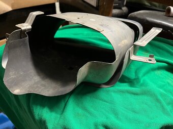 Pravá koncovka výfuku s tepleným štítom Volvo XC90 - 7