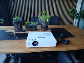 Projektor PANASONIC PT-LW362 100%STAV, Lampa len 370hodín - 7