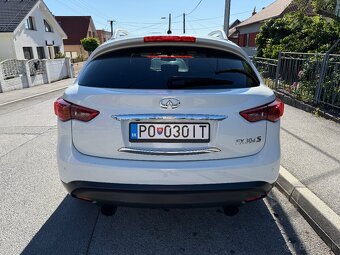 Infiniti FX30dS Premium - 7