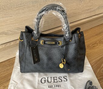 Kabelka Guess Emera 4G logo - 7