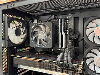Ryzen 5 1600 AF\16GB\RTX 3080\SSD\750W Zdroj - 7