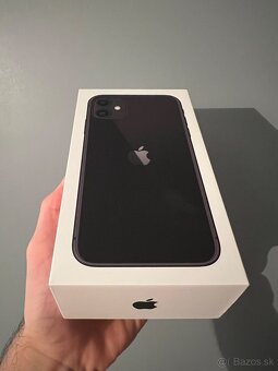 Predám Apple Iphone 11, 128 GB Black - 7