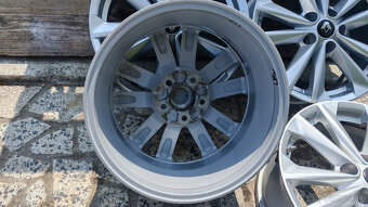 5x114,3 R17 --- RENAULT TRAFIC ... - 7