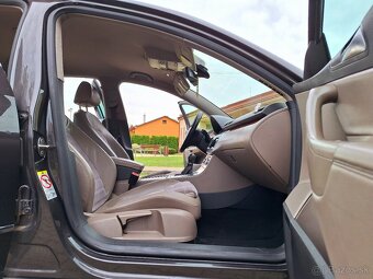 Volkswagen Passat Highline 2.0 Tdi R.V.2010 - 7
