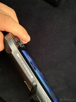 PS Vita Crystal Black OLED - 7