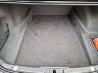 BMW 740i 320k A/T8 (benzín) - 7