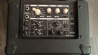 Predám gitarový set – Cort + Ibanez + Vox kombo + príslušens - 7