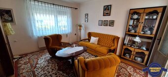 PREDAJ: Rodinný dom so záhradkou, garáž - BRESTOVEC, okr. K - 7
