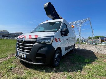Renault Master 2.3 D r.v.2021 rameno zdvih 12metrov - 7