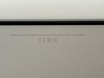 MacBook Pro 13” | 2019 | 8gb RAM | 256gb disk - 7