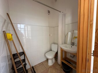 Budova na obchod a služby-Kysucké Nové Mesto-centrum - 7