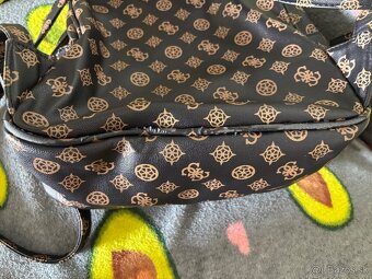 Batoh Guess Manhattan mocha - 7