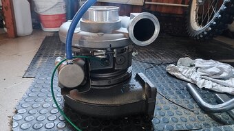 Predám turbo IVECO TRAKKER - 7