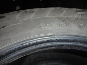 Semperit SPEED-GRIP 2 215/65 R 16 98H č.11z - 7
