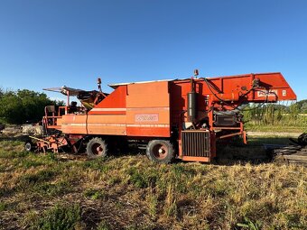 Pomac rajčinové kombajny - 7