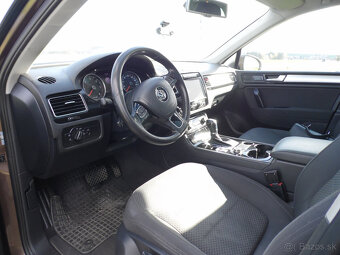 VW Touareg 3L - 7