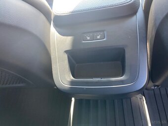 Volvo V90 D4 140kW automat, r.v.: 2020, diesel, 1969 cm³ - 7