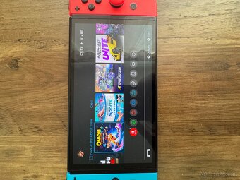 Predam nintendo swich oled - 7