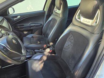 Alfa Romeo Giulietta 1.8 TBi Quadrifoglio, Mesačne: 262€ - 7