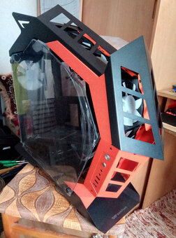 DarkFlash Knight + Corsair 860W + NZXT fans - 7