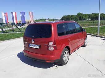 Volkswagen Touran 2.0 tdi 103kw - 7