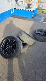 215/50 r18 Bridgestone turanza t001..DOT 27/22 - 7