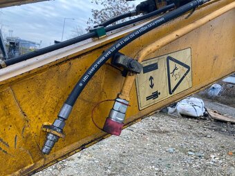 Predám Pásový Bager JCB JS145LC - 7