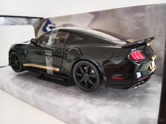 Ford Mustang Shelby GT500H - 7